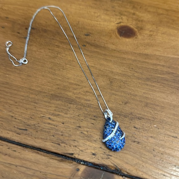Jewelry - Sapphire necklace, 14k white gold